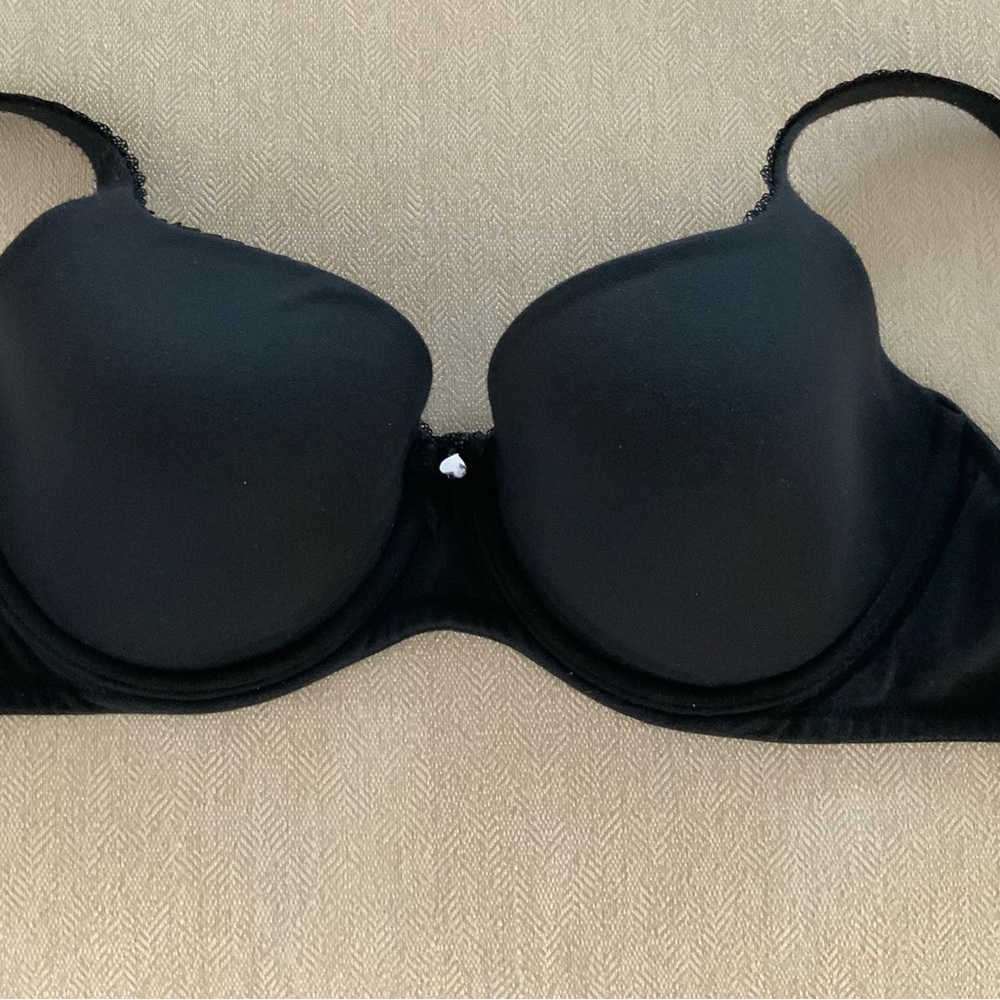 Victoria’s Secret, Body by Victoria, Lined Demi, 32DDD